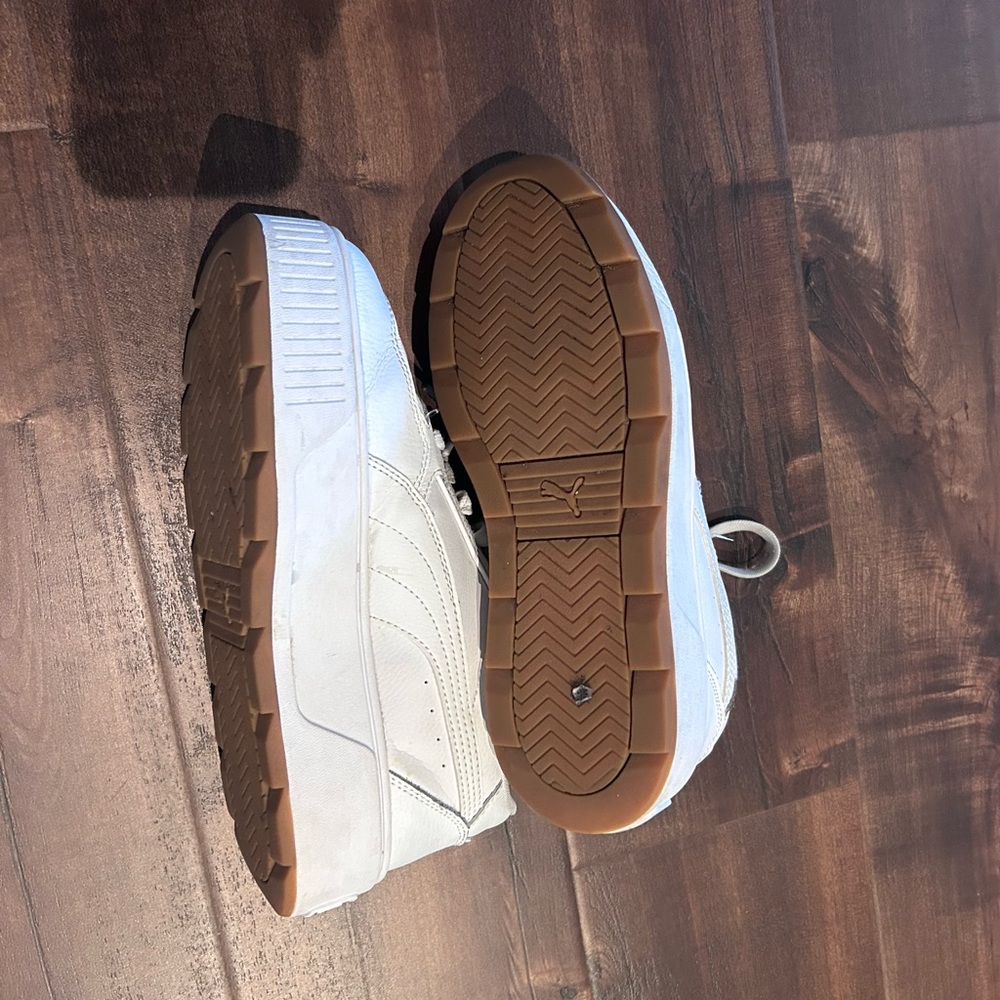 Puma platform White Sneakers with Gold Logo Accent - Picture 5 of 6